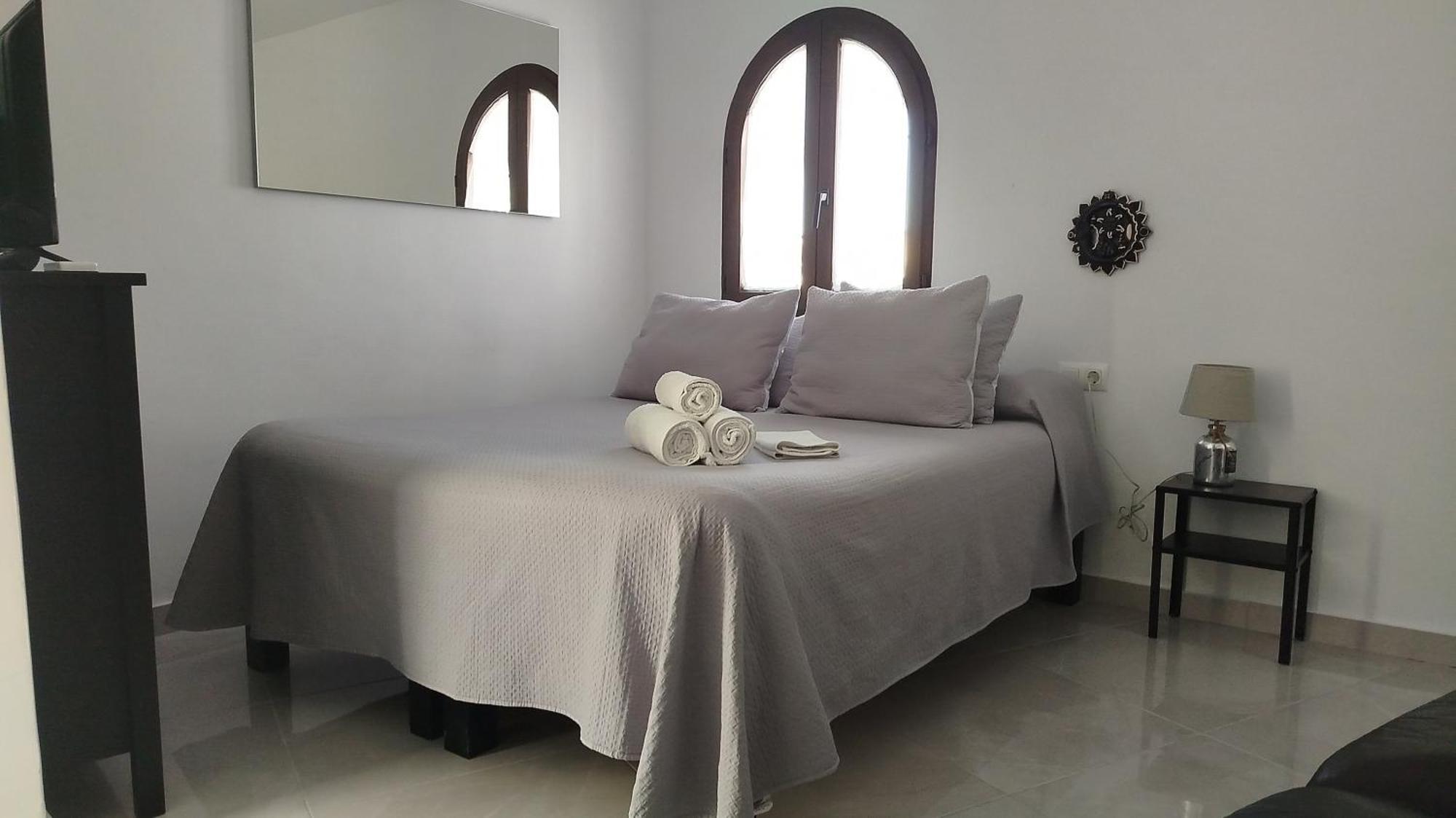 Apartamentos San Pedro Córdoba Szoba fotó